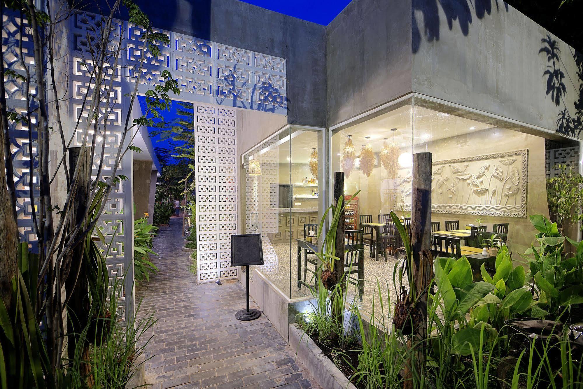 Fancy Boutique Villa Hotel Siem Reap Exterior foto