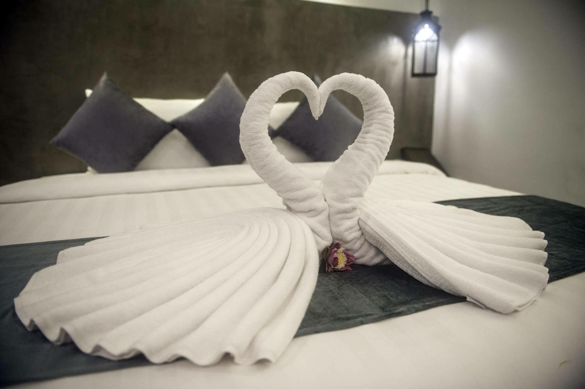 Fancy Boutique Villa Hotel Siem Reap Exterior foto